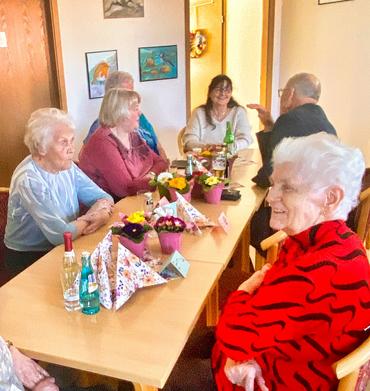 Auf diesem Bild sieht man die gemütliche Nachmittagsveranstaltung.