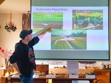 Auf diesem Bild sieht man den Vortrag.