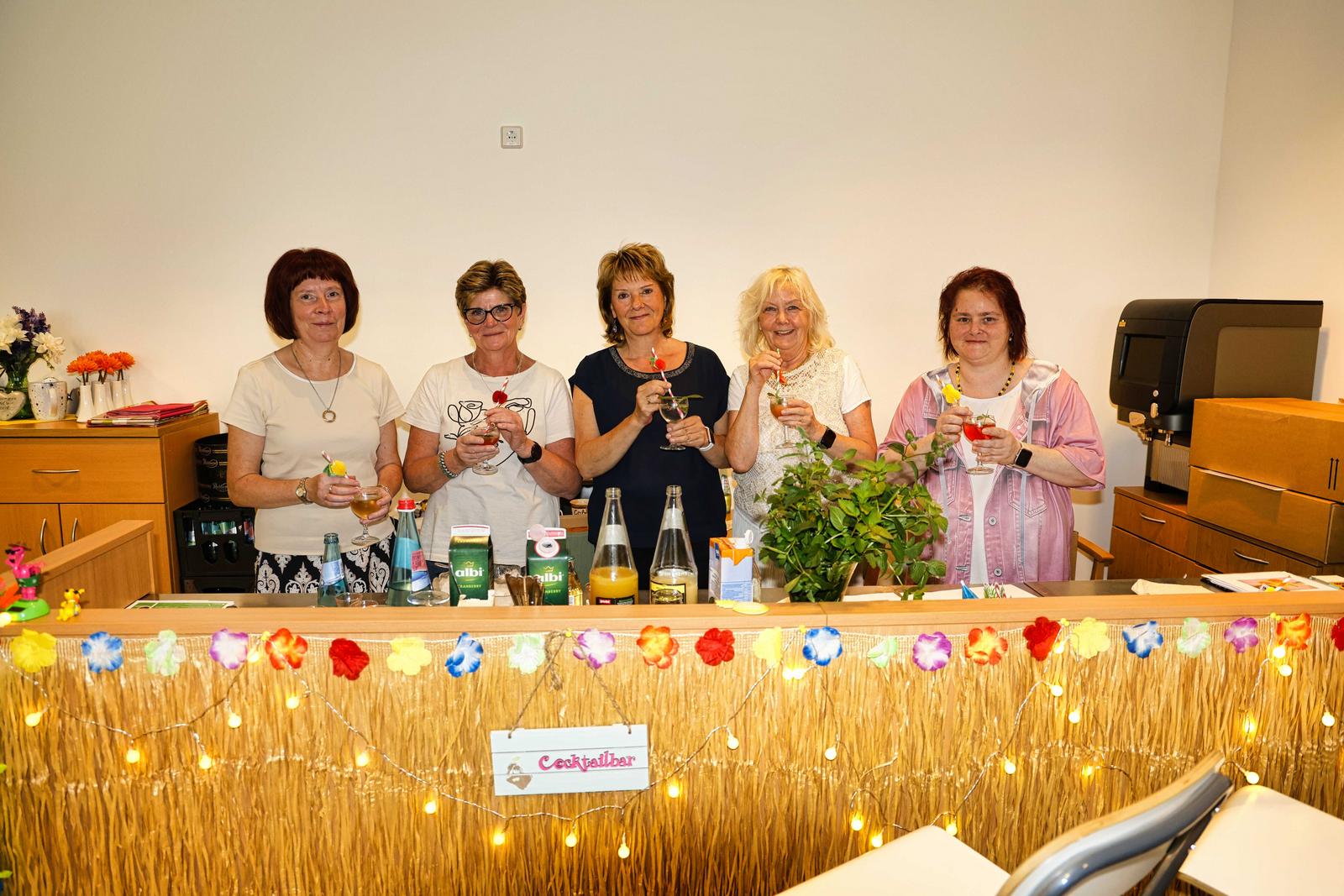 Auf diesem Bild ist das Sommerfest zu sehen.