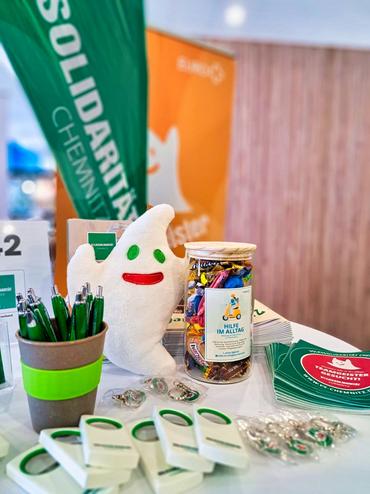 Auf diesem Bild sieht man unser Team auf der Jobmesse.