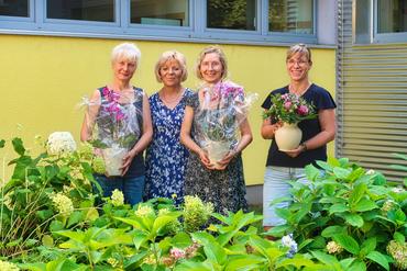 Auf dem Bild sind die Jubiläumsanwärterinnen zu sehen. Von Links nach rechts - Frau Winkler, Frau Pojar, Frau Weinhold und Frau Hoffmann.
